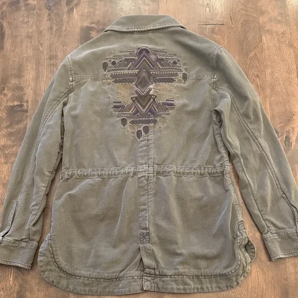 NWOT Overland Falcon Embroidered Utility Jacket - Distressed Slate - Women’s S - Picture 10 of 11
